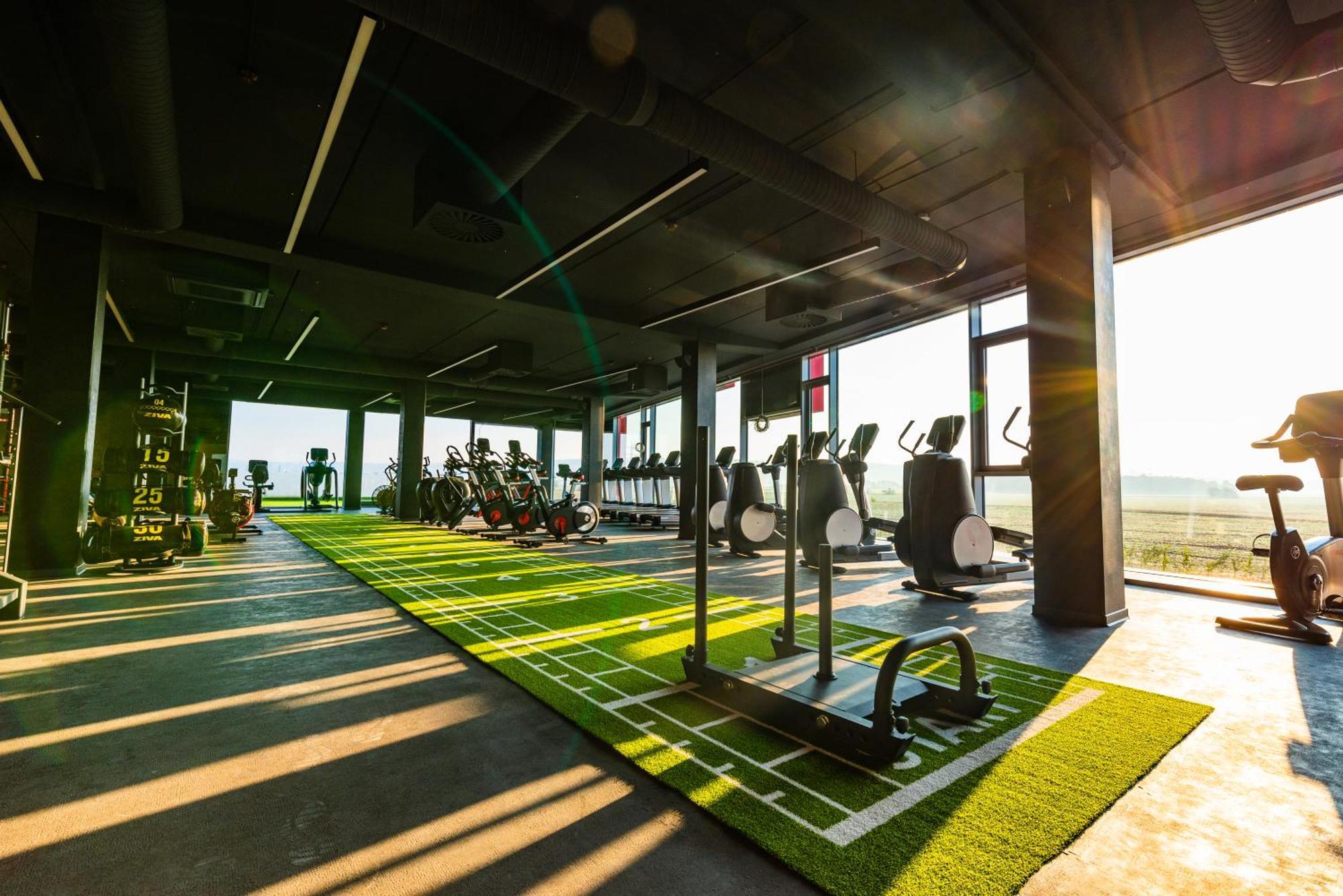 Nutrend World Hotell Olomouc Eksteriør bilde