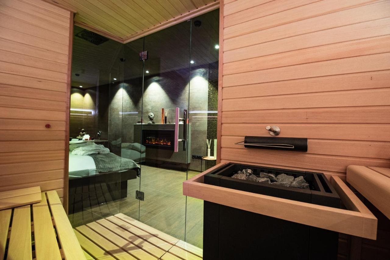 Nutrend World Hotell Olomouc Eksteriør bilde